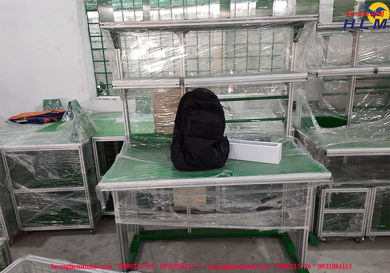 Bàn thao tác khung nhôm định hình