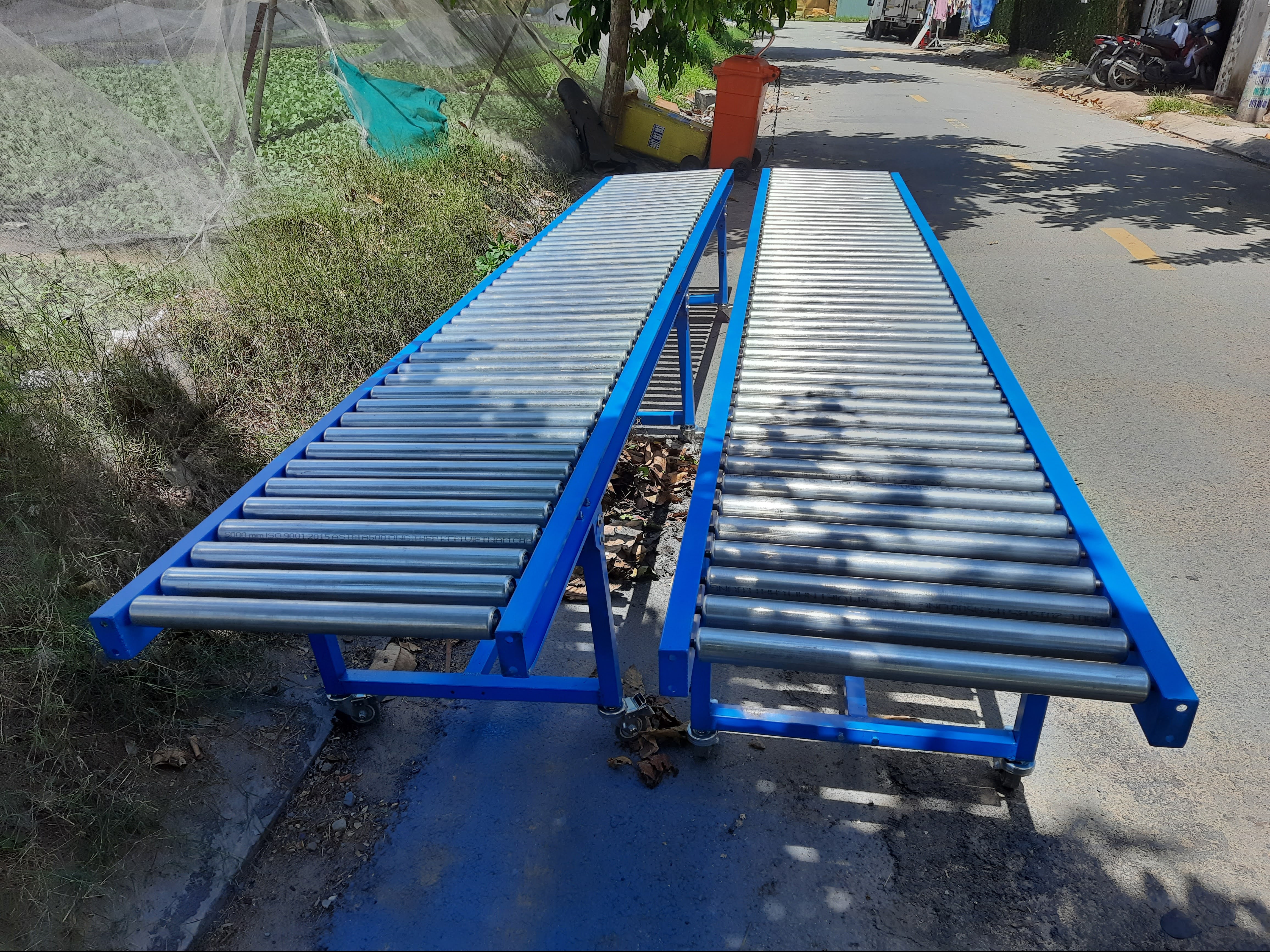 Băng tải con lăn L3000xW600xH750(mm)