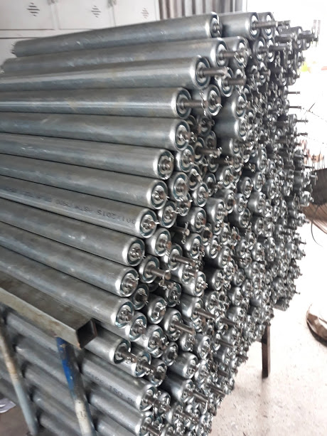 con lăn băng tải